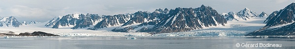 Glacier de Monaco dans le nord du Spitzberg
